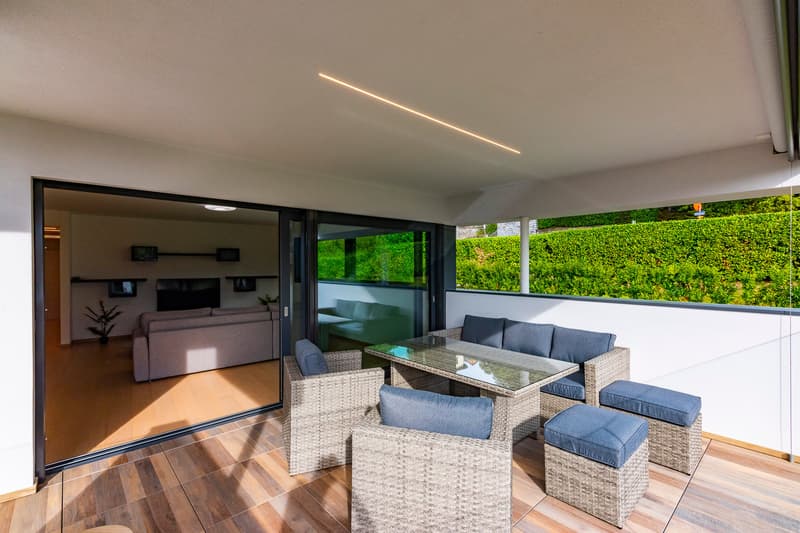 Montagnola: 3.5-room attic apartment with terrace and lake view (4)