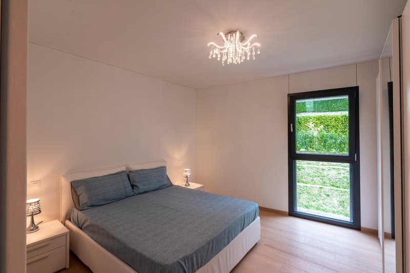 Montagnola: 3.5-room attic apartment with terrace and lake view (8)