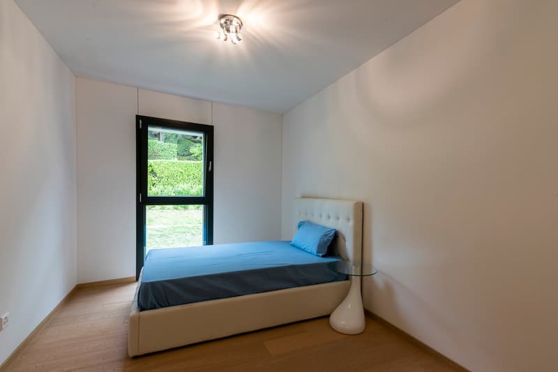 Montagnola: 3.5-room attic apartment with terrace and lake view (15)