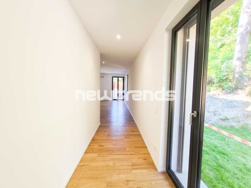 Pura-Caslano: new 2.5-room apartment with garden and patio for rent (7)