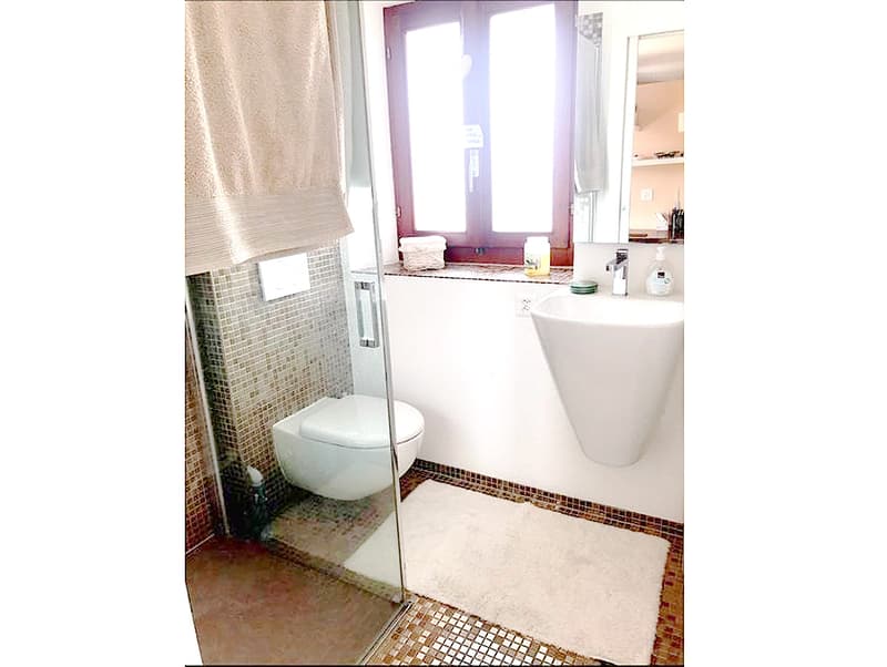 finiture bagno / con finestra