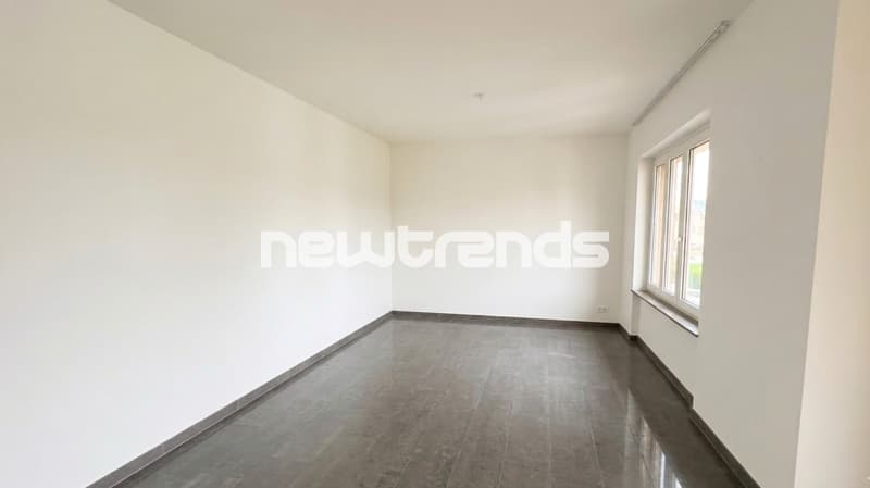 CASA BIFAMILIARE CON 2 APPARTAMENTI INDIPENDENTI DI 10 LOCALI (12)