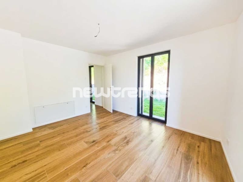 Pura-Caslano: nouveau 2,5 pièces à louer avec jardin et patio (1)