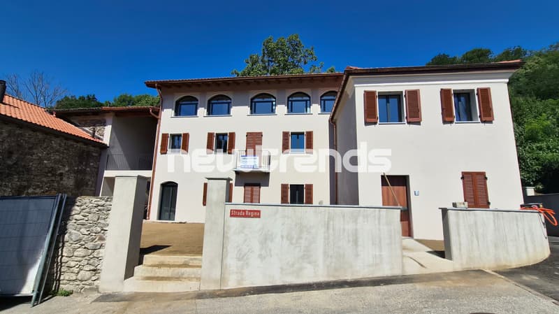 esterno con giardino privato