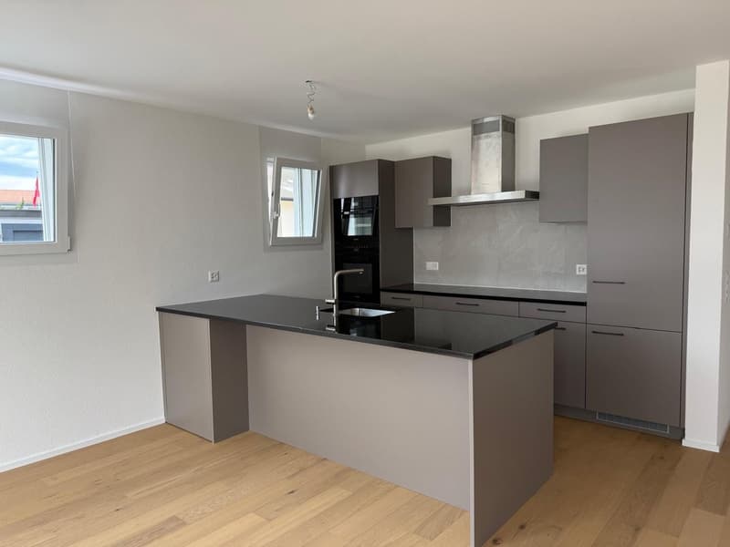 ONLY 2 VILLAS LEFT! (4)