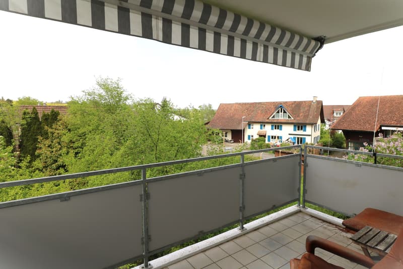 Sonnige Wohnung mit zwei Balkonen, nahe Rhein und Einkaufsmöglichkeiten (13)