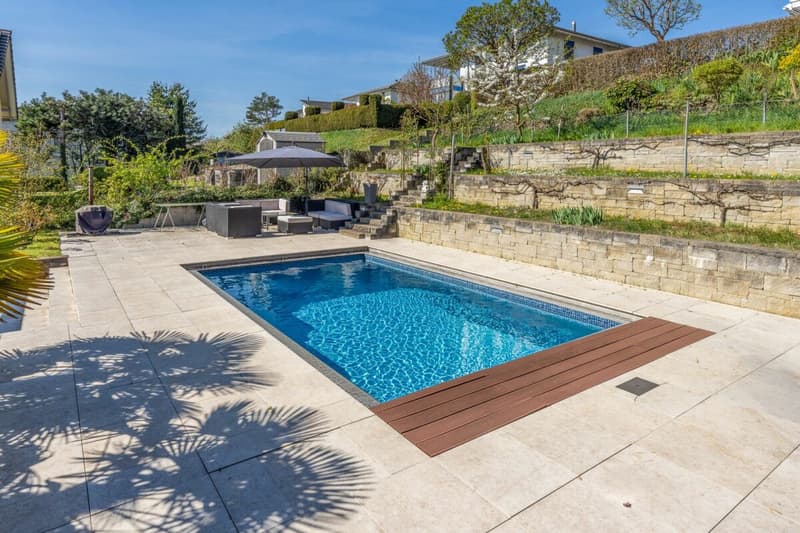 Spacious single-family house with pool (18)
