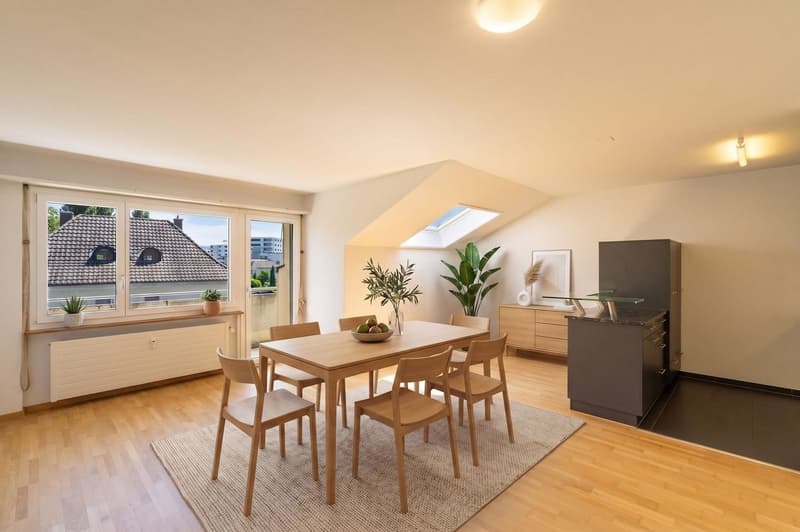 Wohnzimmer & Küche