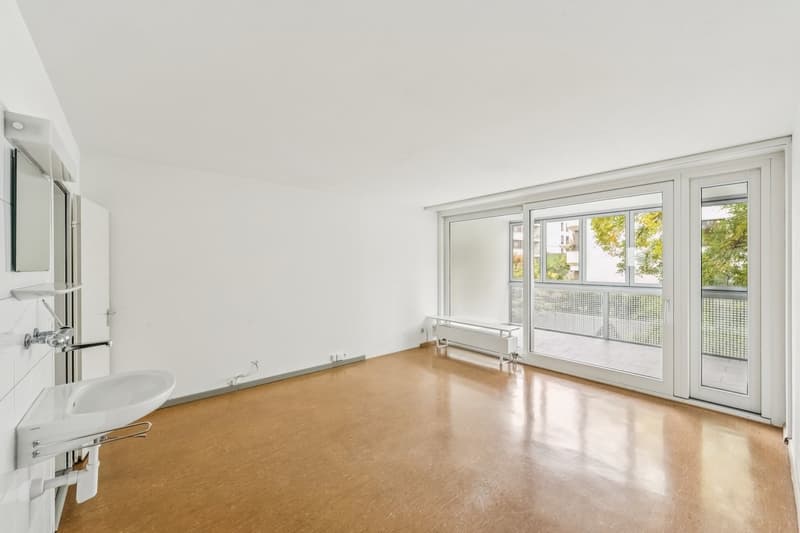 Behandlungszimmer 1 mit Wintergarten.