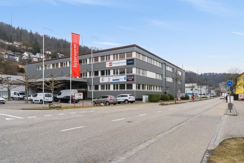 Espaces commerciaux et de stockage attractifs à louer à Trimbach (1)