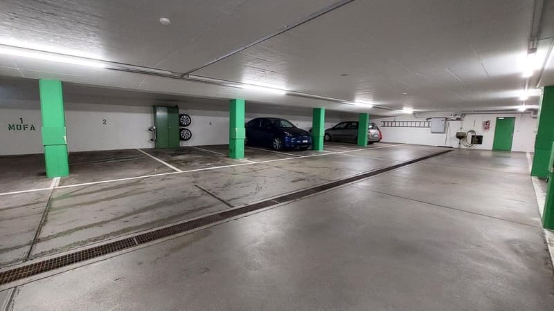 Einstellhalle
