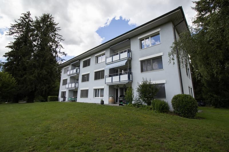 Haus (Balkonsseite)
