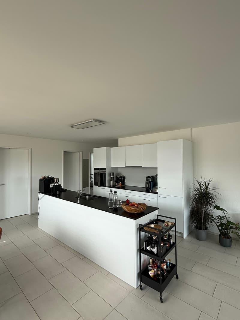 Habitation moderne dans un excellent emplacement à Zollikofen - Soleil, confort et qualité de vie réunis (2)