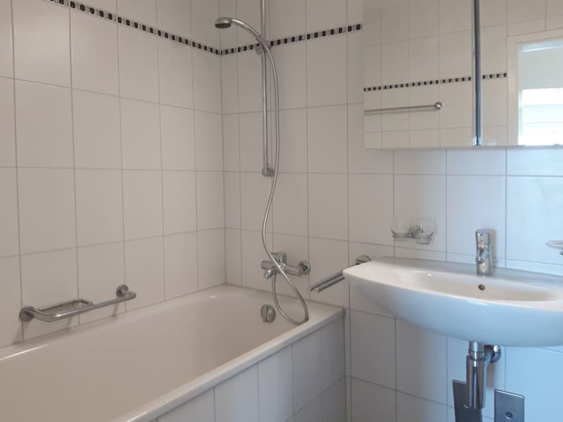 Appartement moderne découpé dans un quartier en plein essor (6)