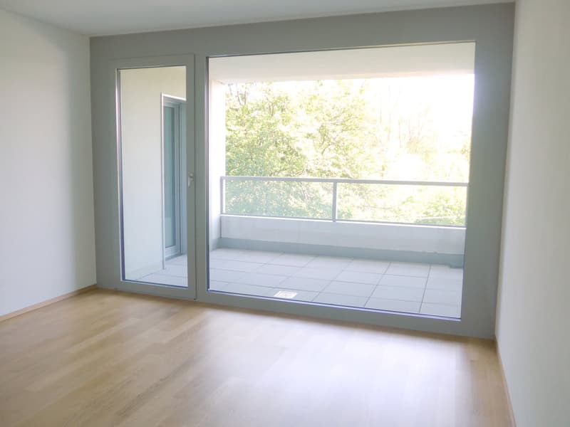 Modern living, close to the city in a green area (6)