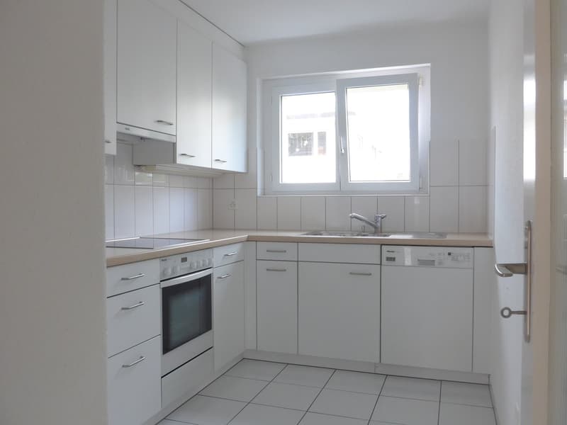 Praktische 4-Zimmerwohnung in gepflegter Überbauung (3)