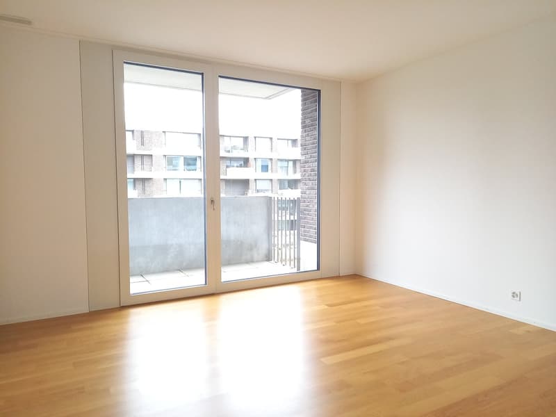 Grosszügige 2.5 Zimmer-Wohnung mit zwei Balkonen, Wohnerlebnis im Grünen, gut vernetzt (6)