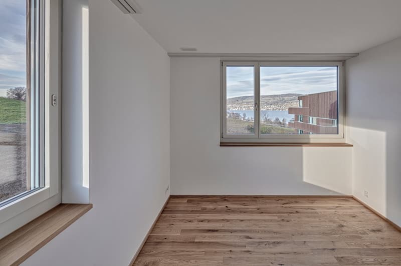 Appartement moderne, situé dans un endroit calme, 3,5 pièces avec espace de sièges en loggia (5)