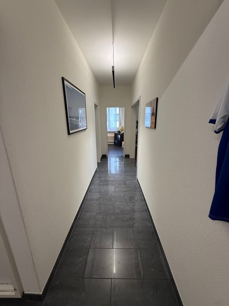 Modernes Büro an zentraler Lage in Zürich Altstetten (2)