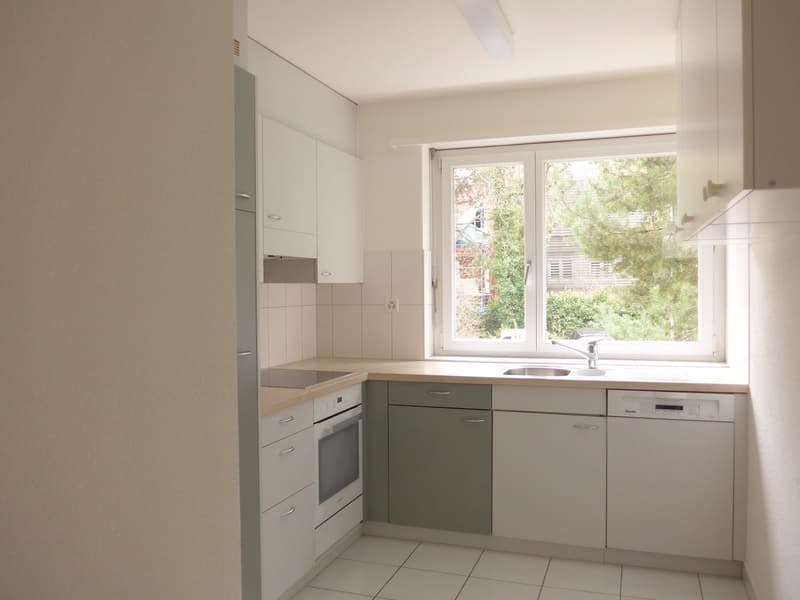 Helle 4.5-Zimmer-Wohnung mit Balkon in Zollikerberg (10)