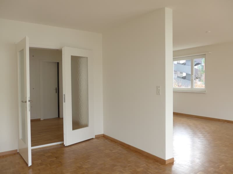 Helle 4.5-Zimmer-Wohnung mit Balkon in Zollikerberg (4)