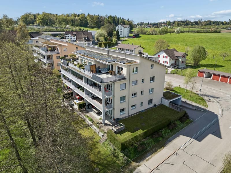 Maisonette elegante sul ruscello con giardino, pace e qualità della vita (2)