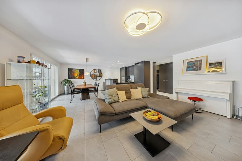Maisonette elegante sul ruscello con giardino, pace e qualità della vita (4)