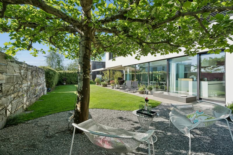 Exclusive 6½-room single-family house in a quiet location with a large garden (4)