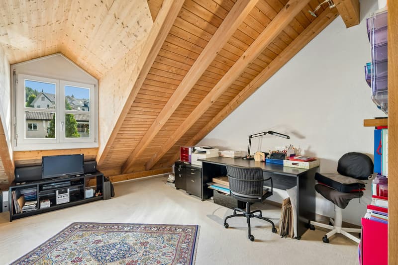 6.5-row single-family house in a family-friendly location, with a far-reaching view (8)