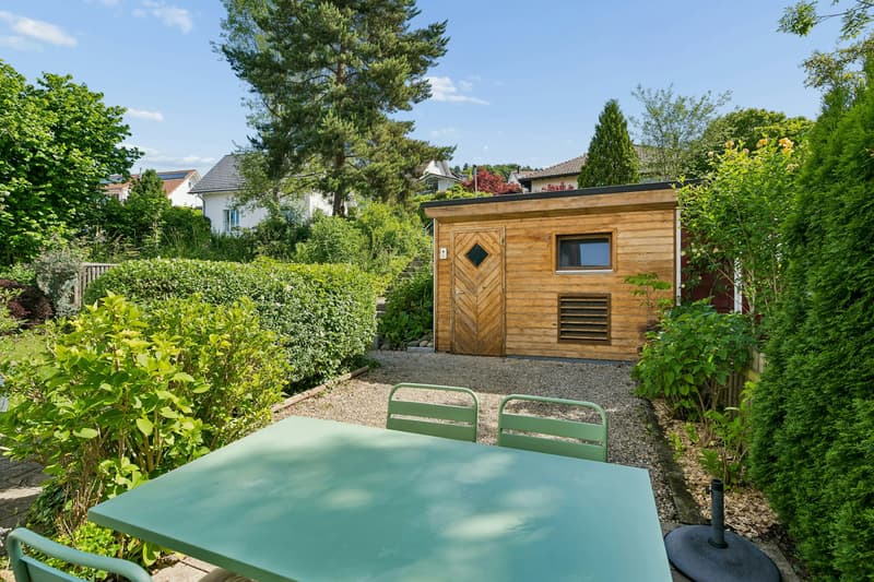 6.5-row single-family house in a family-friendly location, with a far-reaching view (12)