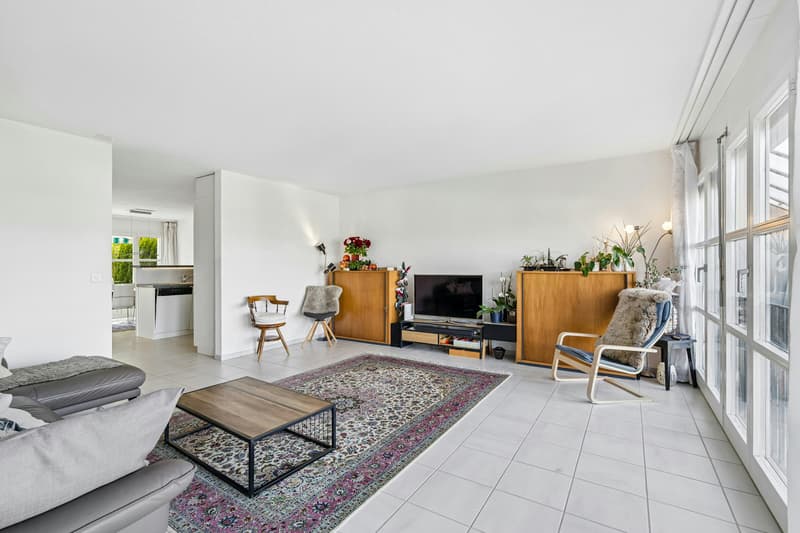 6.5-row single-family house in a family-friendly location, with a far-reaching view (5)