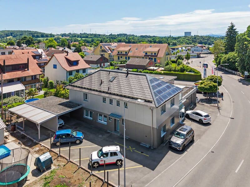 Büro- und Gewerbeliegenschaft an der Hauptstrasse in Lostorf mit Neubaupotenzial (2)