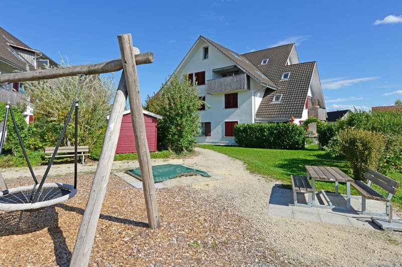 5.5-room attic maisonette apartment in a green area (6)