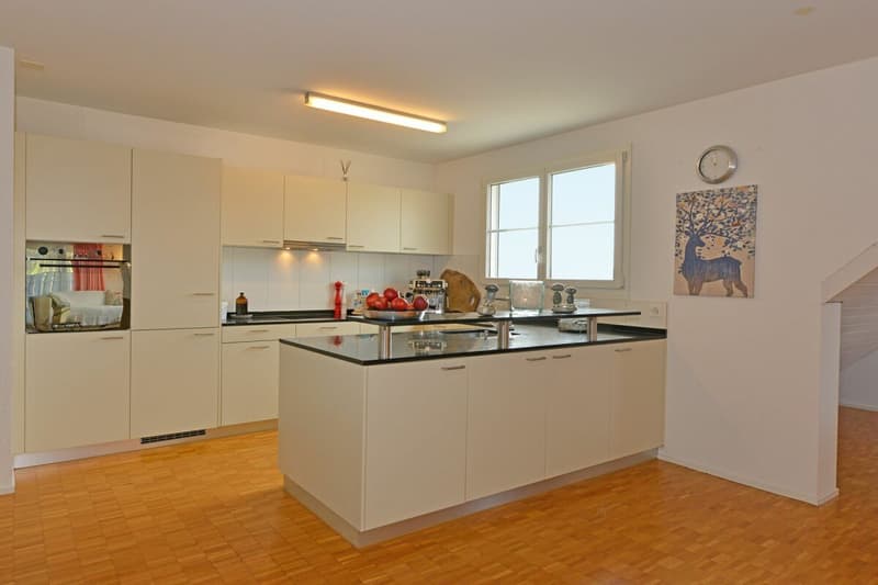 5.5-room attic maisonette apartment in a green area (9)