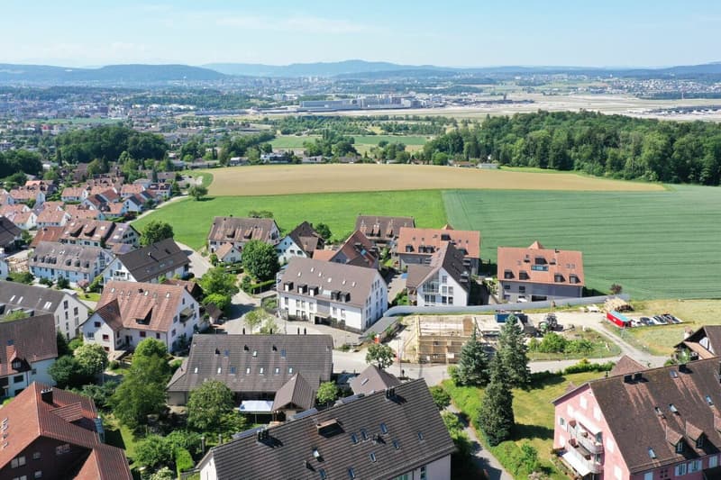 Attractive 2.5-room attic apartment with fantastic views of the mountains (24)