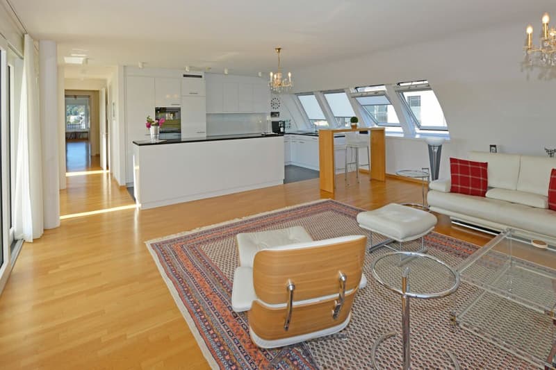 Exklusive 5.5-Zimmer-Attikawohnung am Hönggerberg mit Panoramablick (7)