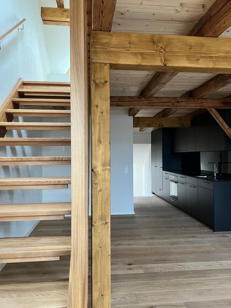 Stilvolle 2.5-Zimmer-Maisonette-Wohnung mit Gartensitzplatz (11)