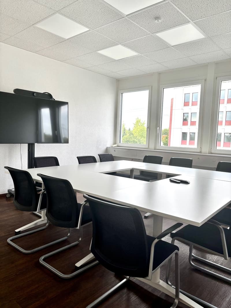 Espace de bureau moderne au prix forfaitaire (4)