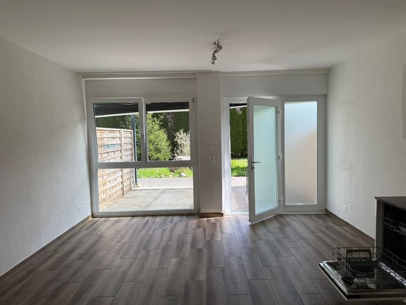 Monolocale luminoso, moderno, pratico, tranquillo e conveniente !! (3)
