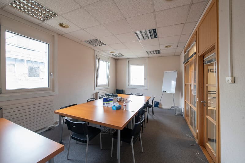 290m2 di uffici al 2° piano del CTN 12 a Plan-les-Ouates (9)