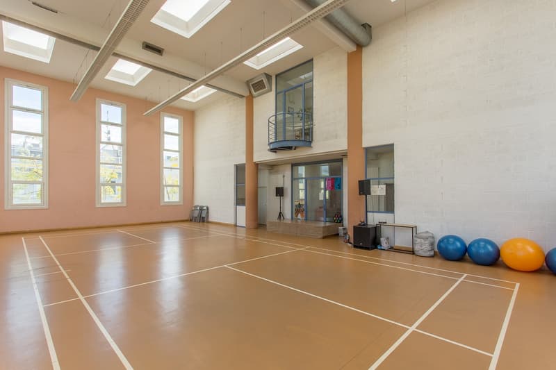 Magnificent premises of approx. 2'257m2 on the 1st floor of CTN 8 (7)