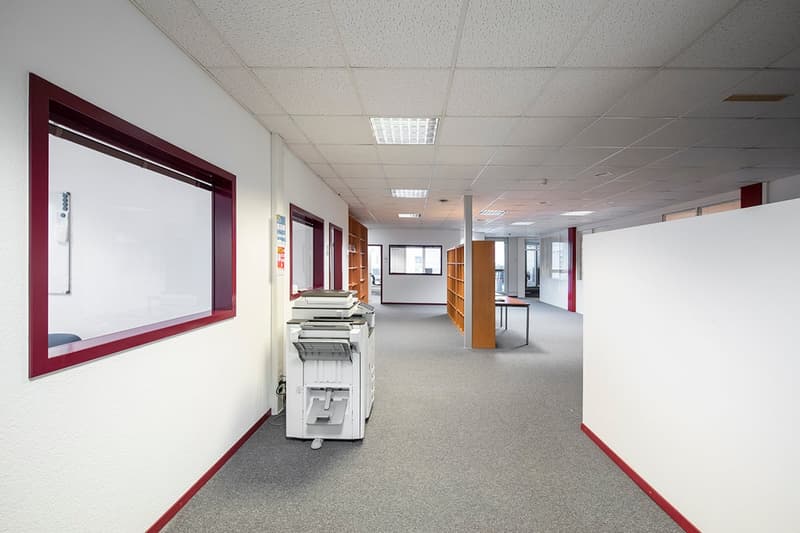 430m2 di uffici al 3° piano (con terrazza) del CTN 12 a Plan-les-Ouates (7)
