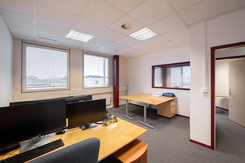 430m2 di uffici al 3° piano (con terrazza) del CTN 12 a Plan-les-Ouates (9)