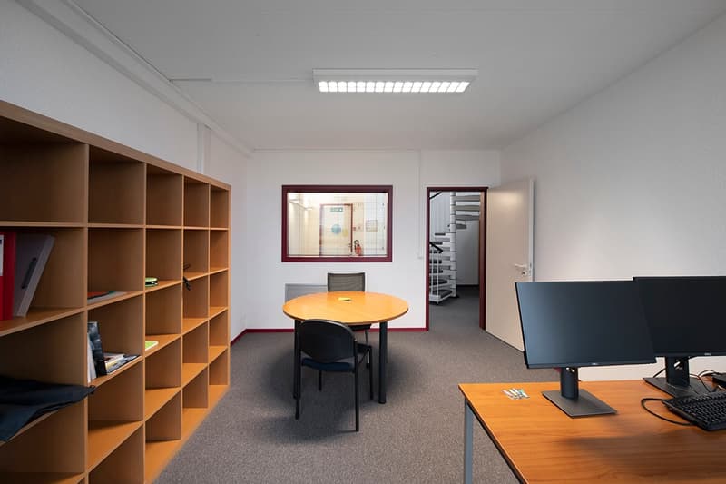 430m2 di uffici al 3° piano (con terrazza) del CTN 12 a Plan-les-Ouates (11)