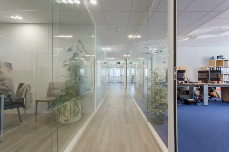 Bureaux / Labo de 1040 m² à Plan-les-Ouates (6)