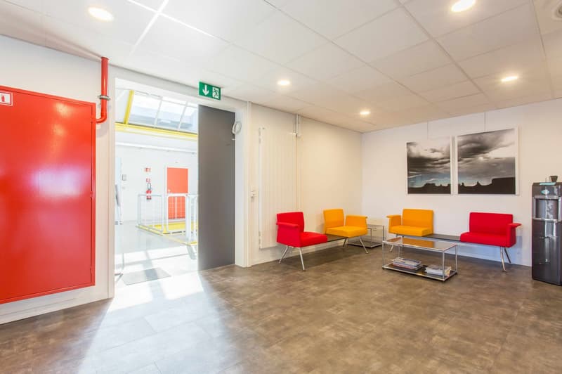 Bureaux / Labo de 1040 m² à Plan-les-Ouates (4)