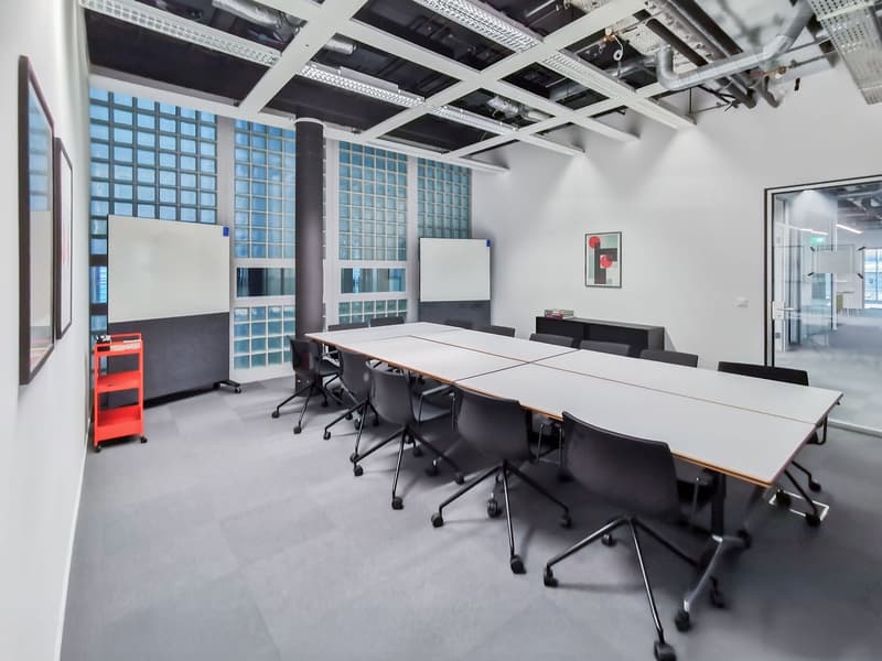 Modern office (25–100 m²) in FlexOffice Dino – 1 minute from Oerlikon train station (6)