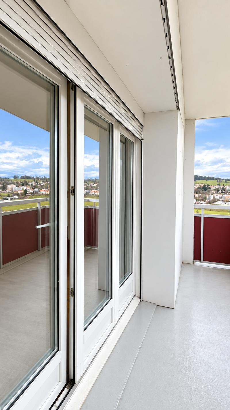 UN BIJOU MODERNE AU CŒUR DE LA CHAUX-DE-FONDS ! (8)