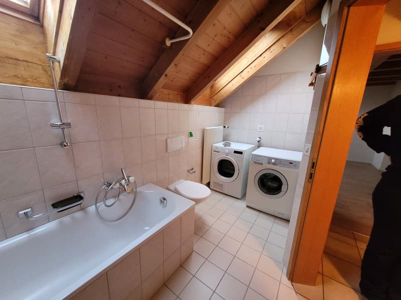Property with 9 units / approval for 6 additional apartments in popular municipality in BL (7)
