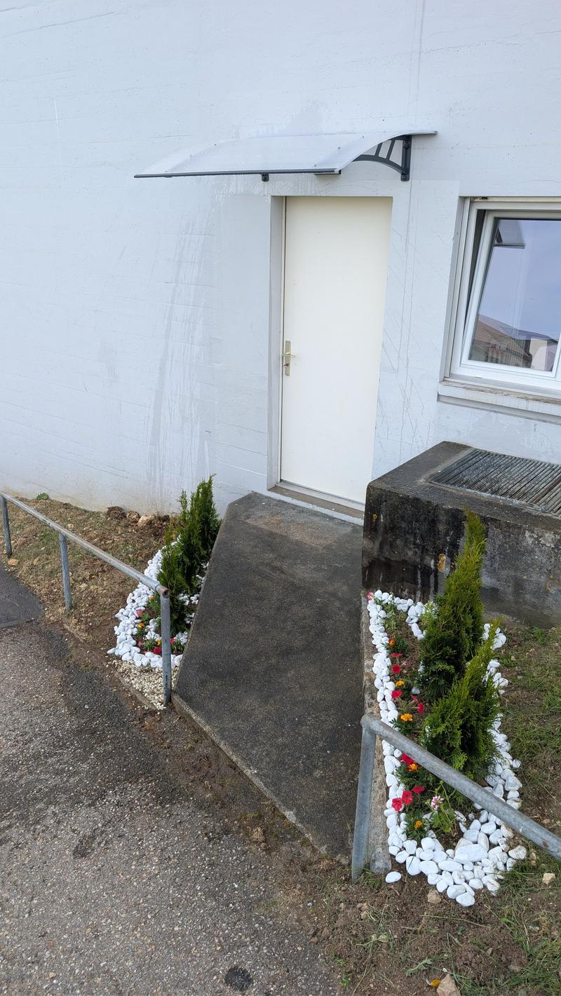 Beautiful 2.5-room modern apartment with balcony + separate entrance (12)